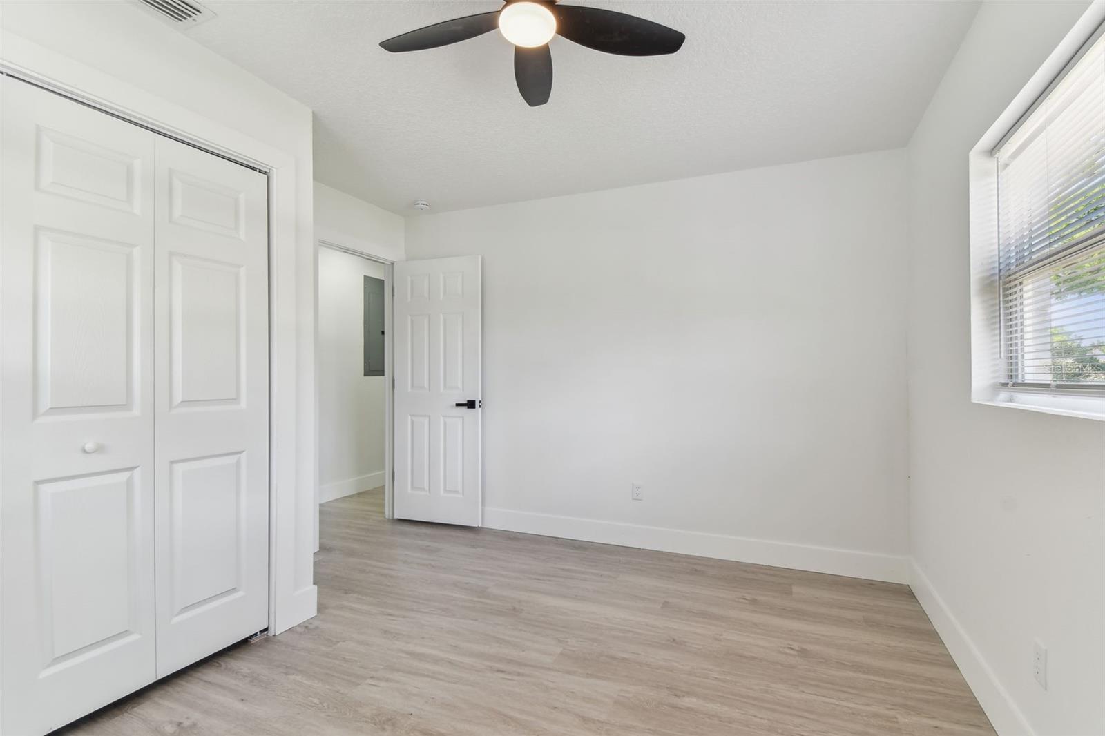 7704 TANGLEWOOD LN, TAMPA, FL, 33615