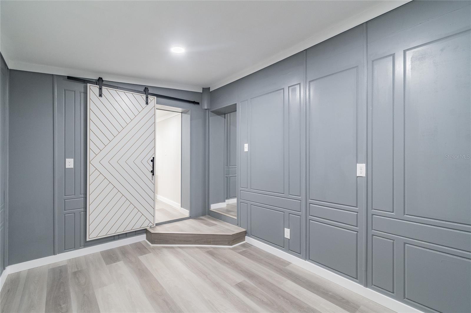 2219 24TH AVE S #2, ST PETERSBURG, FL, 33712