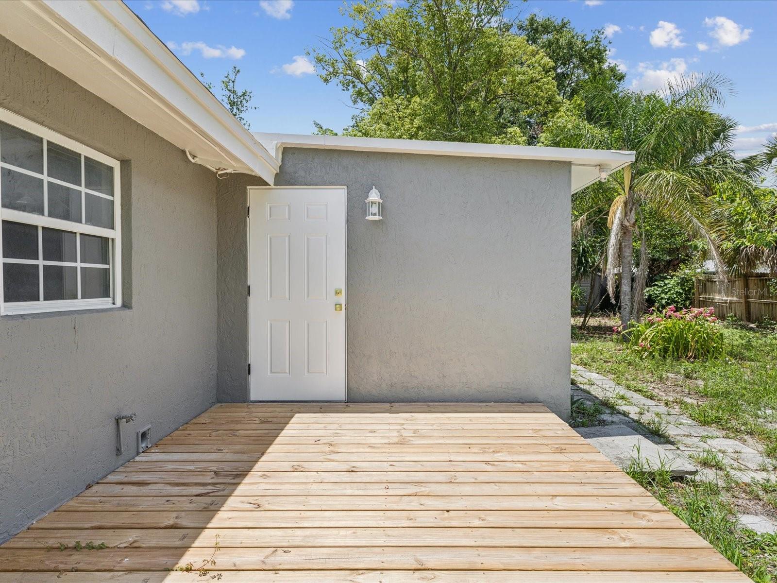 1843 BERG RD, HOLIDAY, FL, 34690