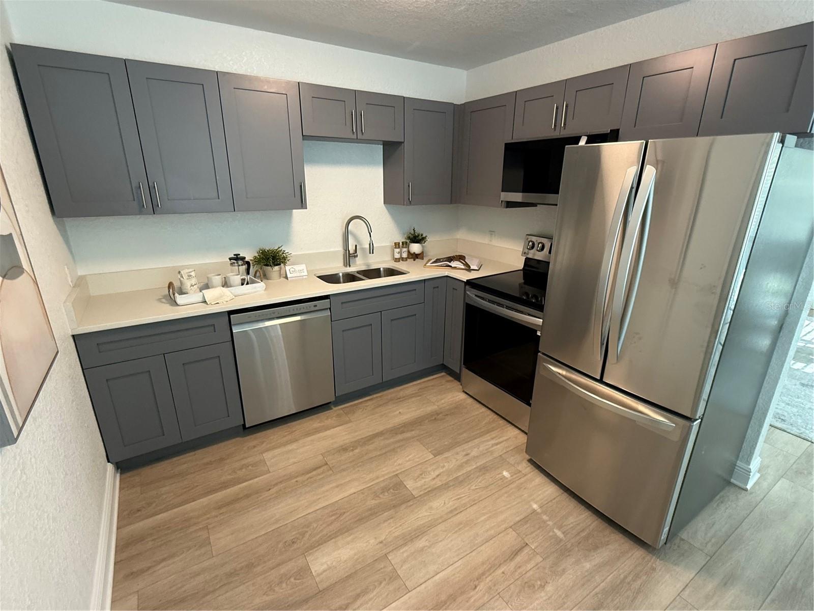 1913 W SAINT CONRAD ST, TAMPA, FL, 33607