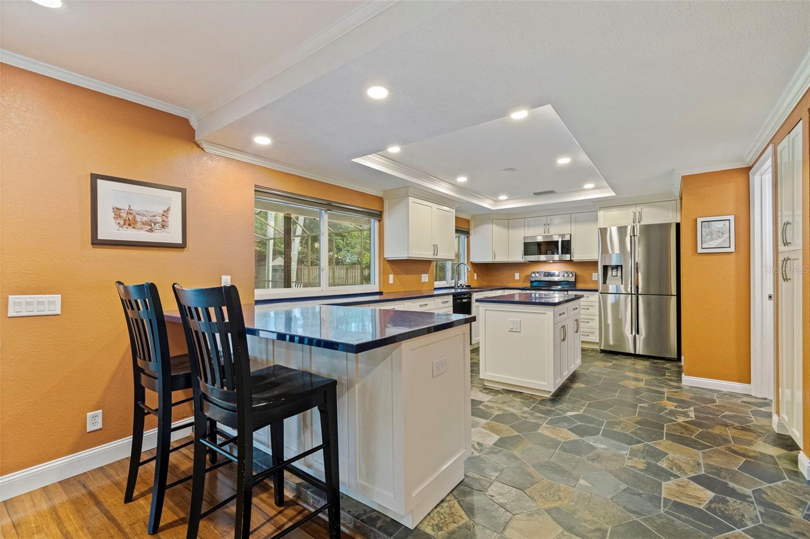 10053 W BAY ST, SEMINOLE, FL, 33776