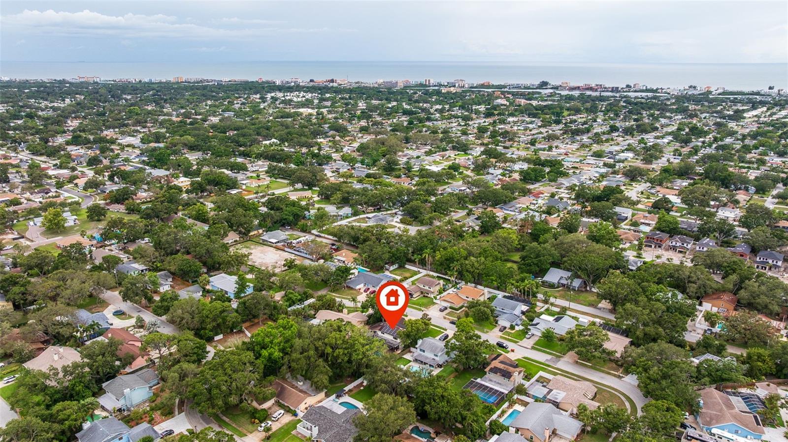 10053 W BAY ST, SEMINOLE, FL, 33776