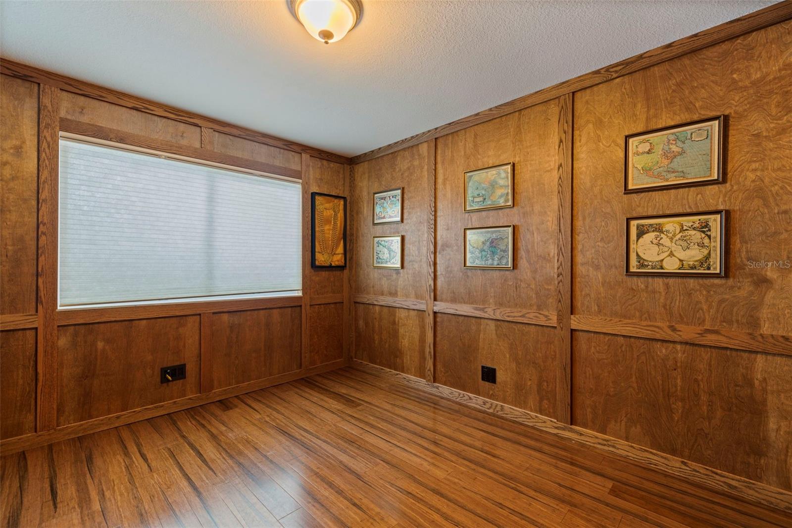 10053 W BAY ST, SEMINOLE, FL, 33776