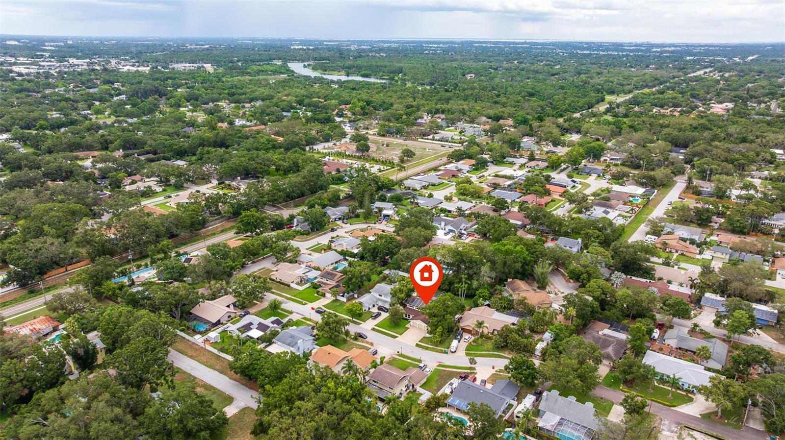 10053 W BAY ST, SEMINOLE, FL, 33776