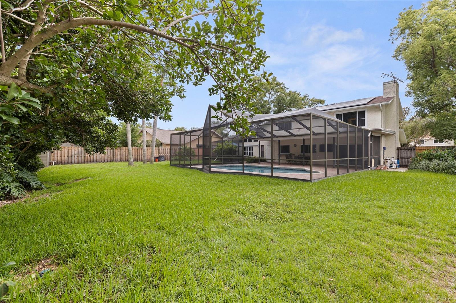 10053 W BAY ST, SEMINOLE, FL, 33776