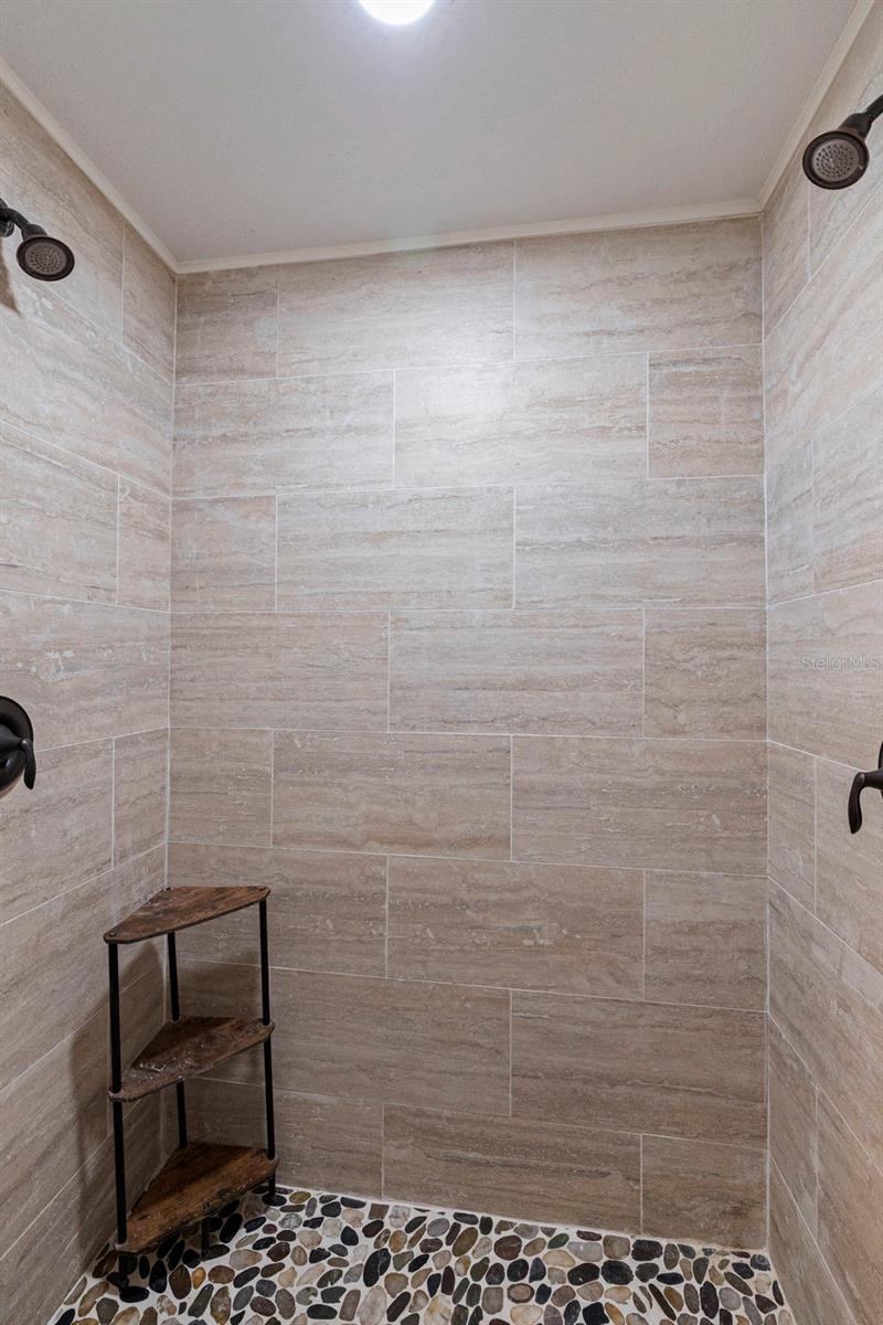 10053 W BAY ST, SEMINOLE, FL, 33776