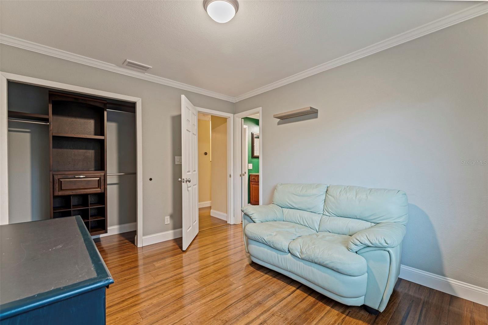 10053 W BAY ST, SEMINOLE, FL, 33776