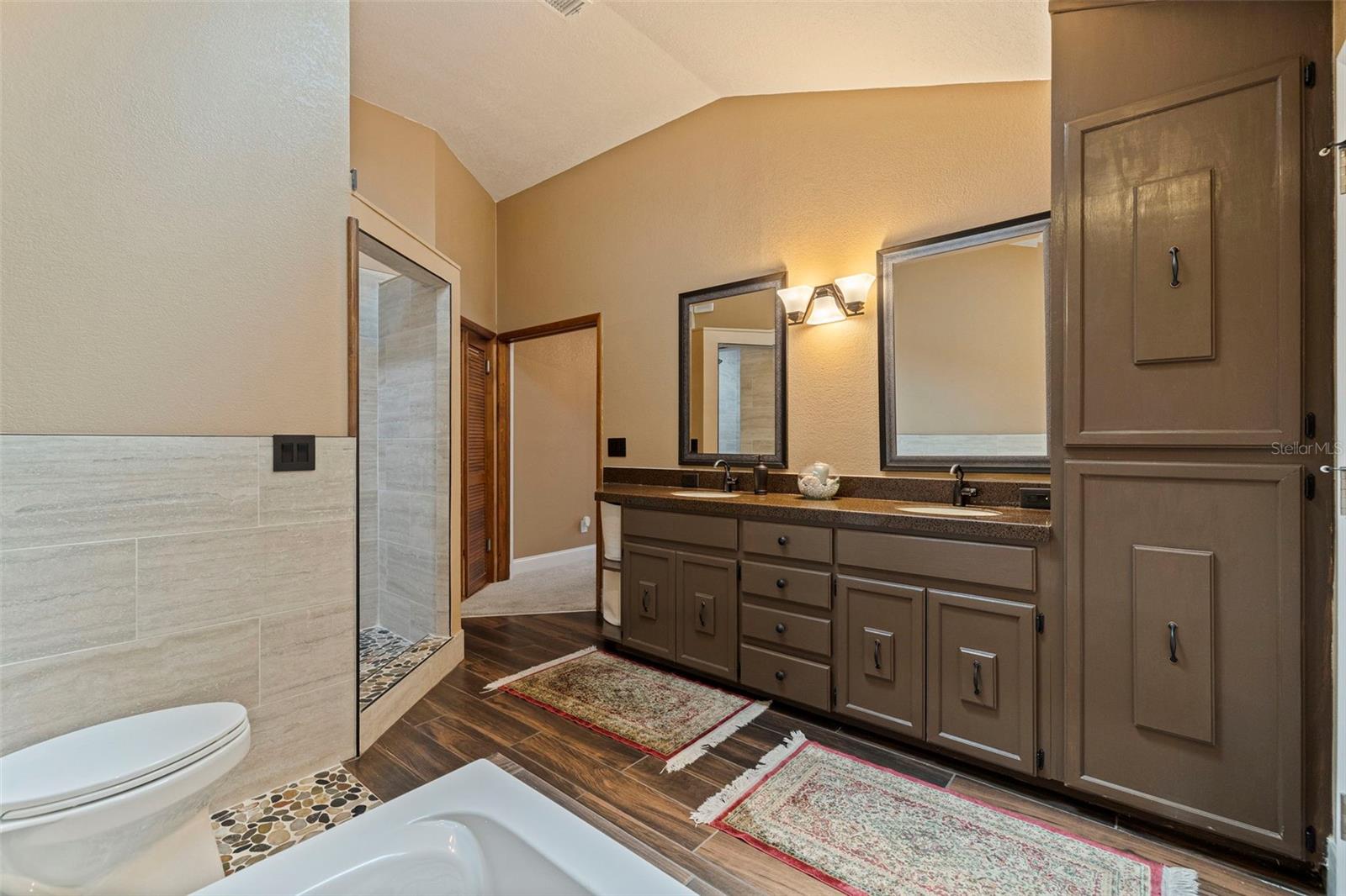 10053 W BAY ST, SEMINOLE, FL, 33776