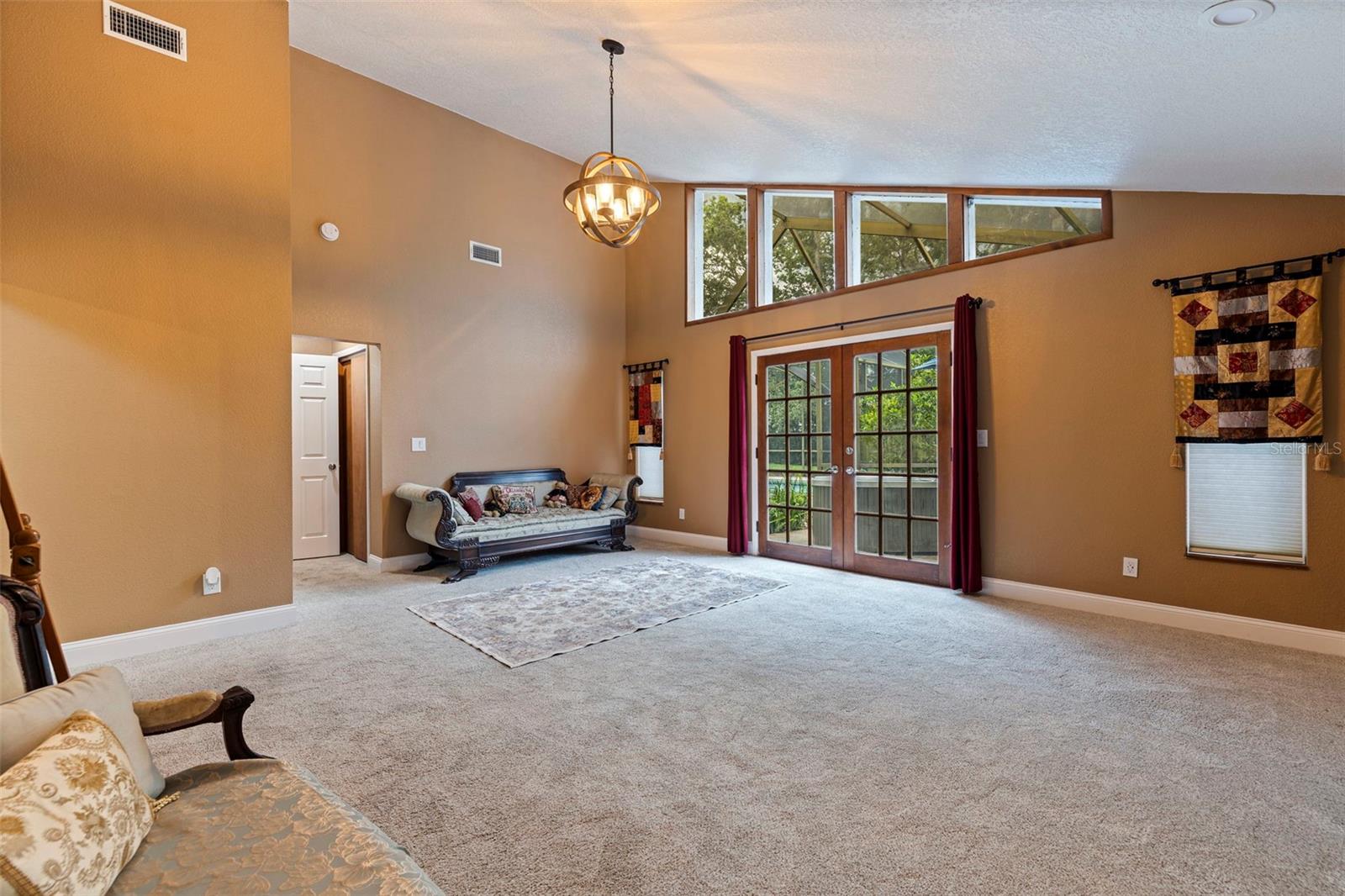 10053 W BAY ST, SEMINOLE, FL, 33776