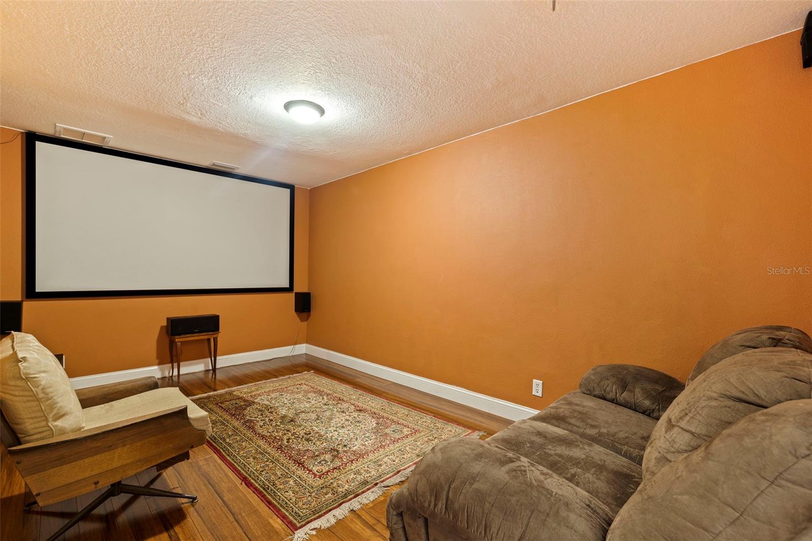 10053 W BAY ST, SEMINOLE, FL, 33776