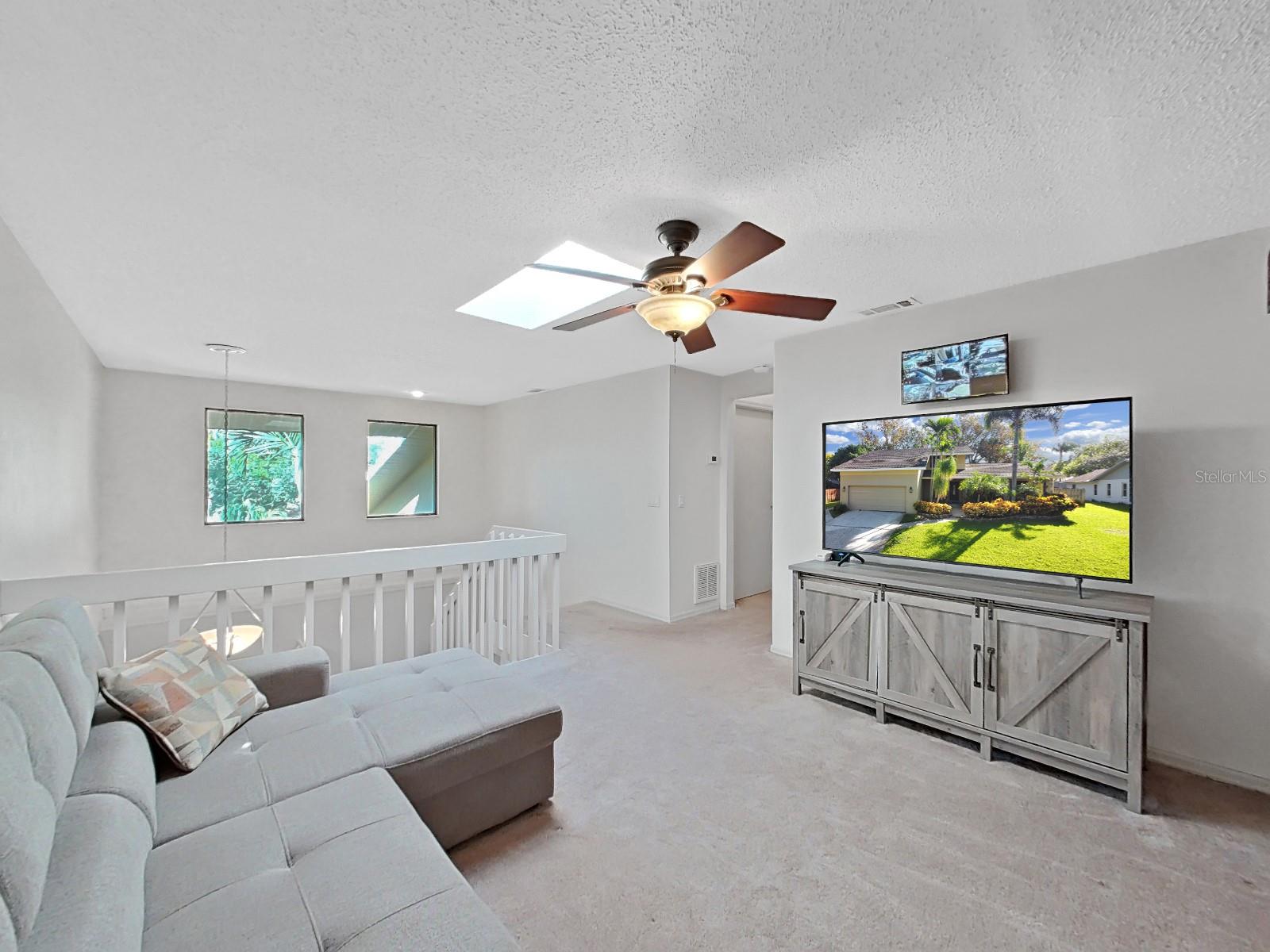 852 VILLAGE WAY, PALM HARBOR, FL, 34683