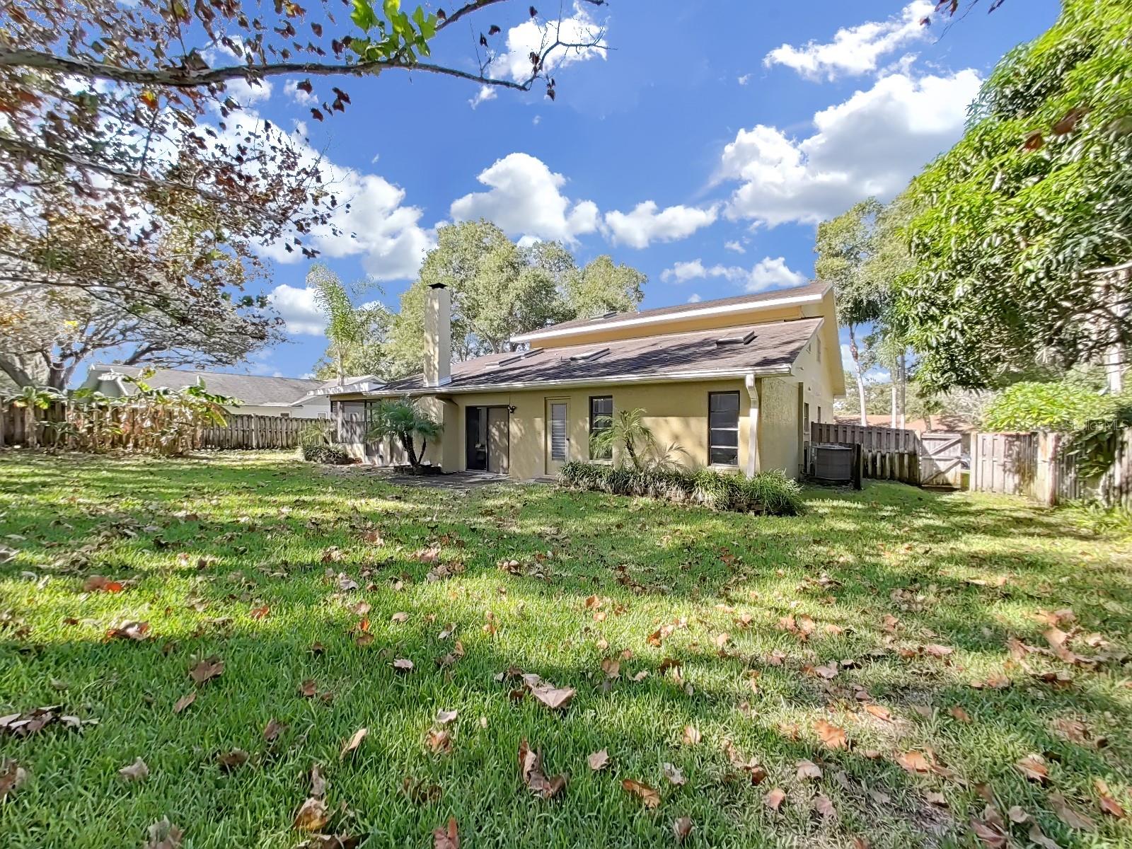 852 VILLAGE WAY, PALM HARBOR, FL, 34683