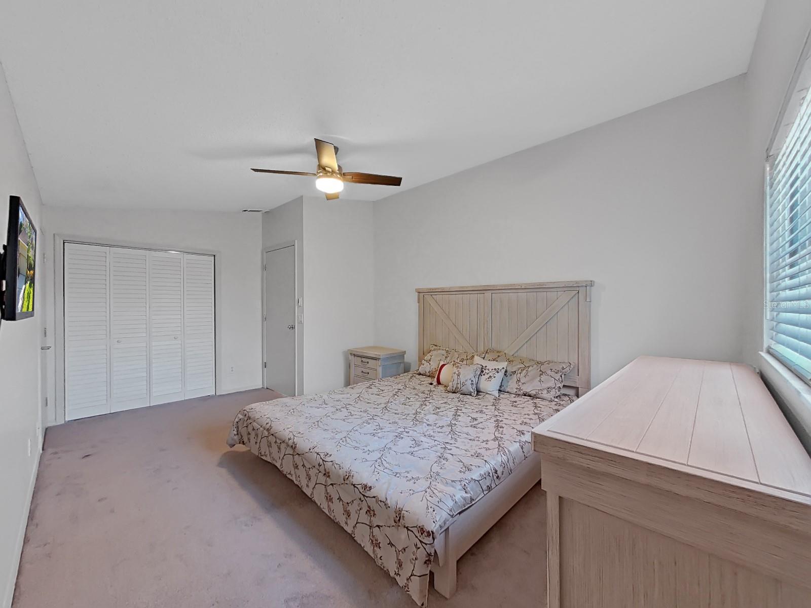 852 VILLAGE WAY, PALM HARBOR, FL, 34683