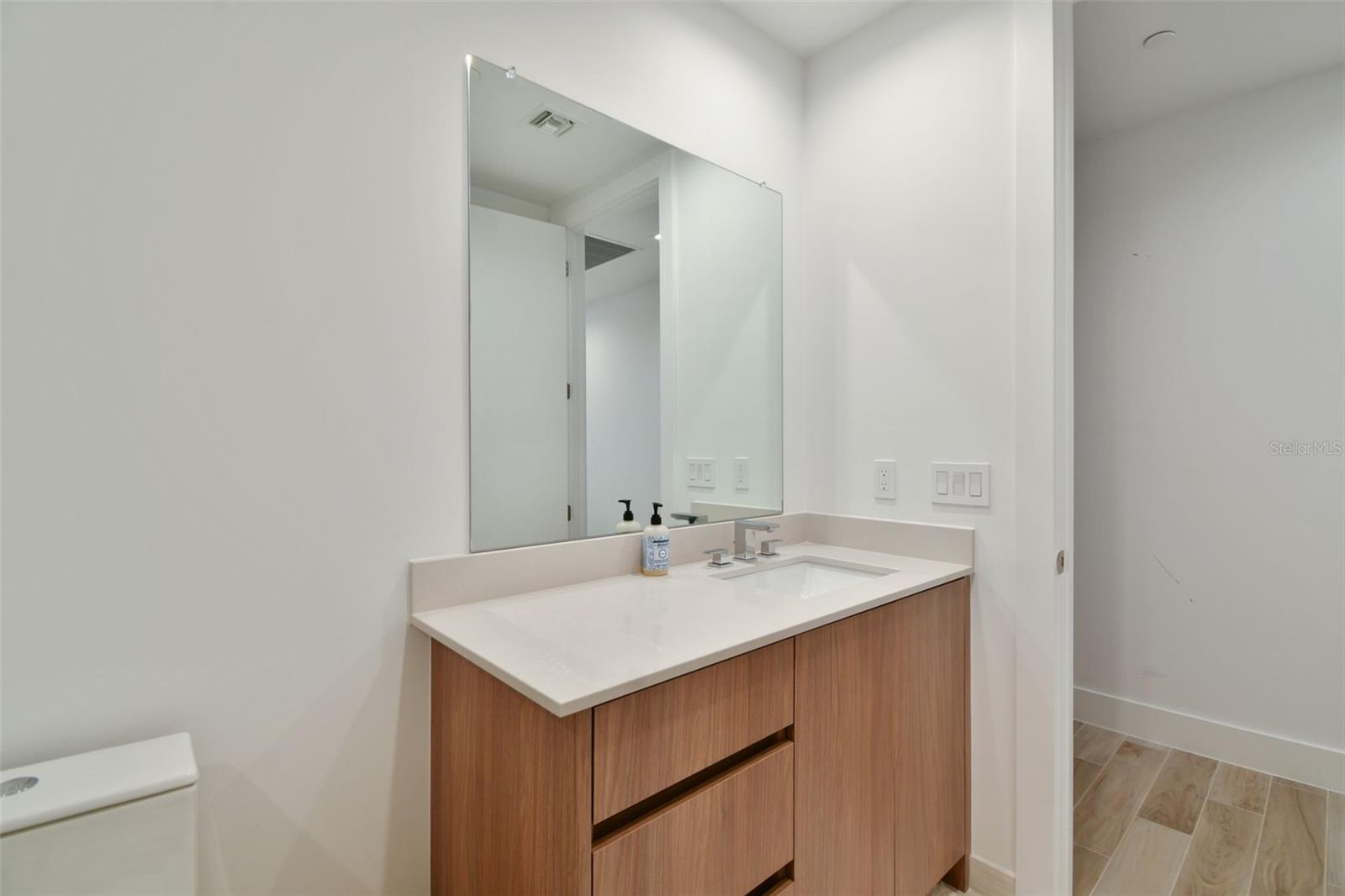 5120 MARINA WAY #15005, TAMPA, FL, 33611