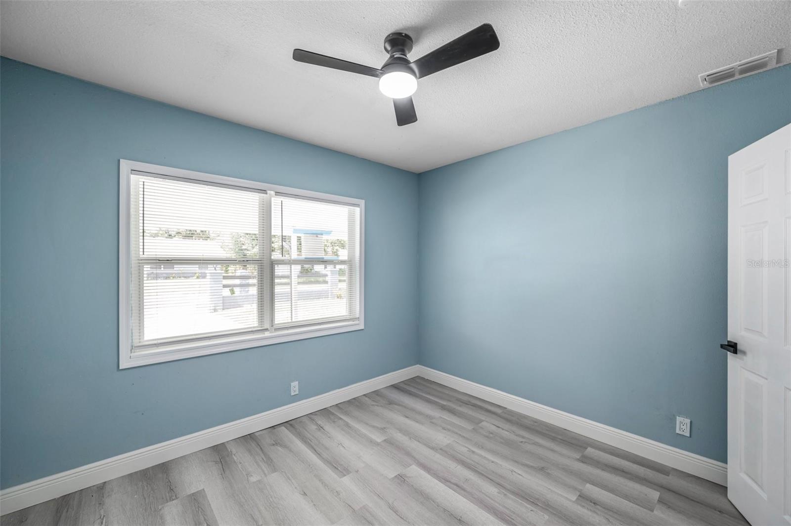 5709 CHARLES DR, TAMPA, FL, 33619