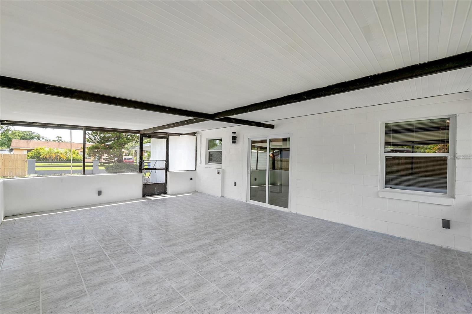 5709 CHARLES DR, TAMPA, FL, 33619