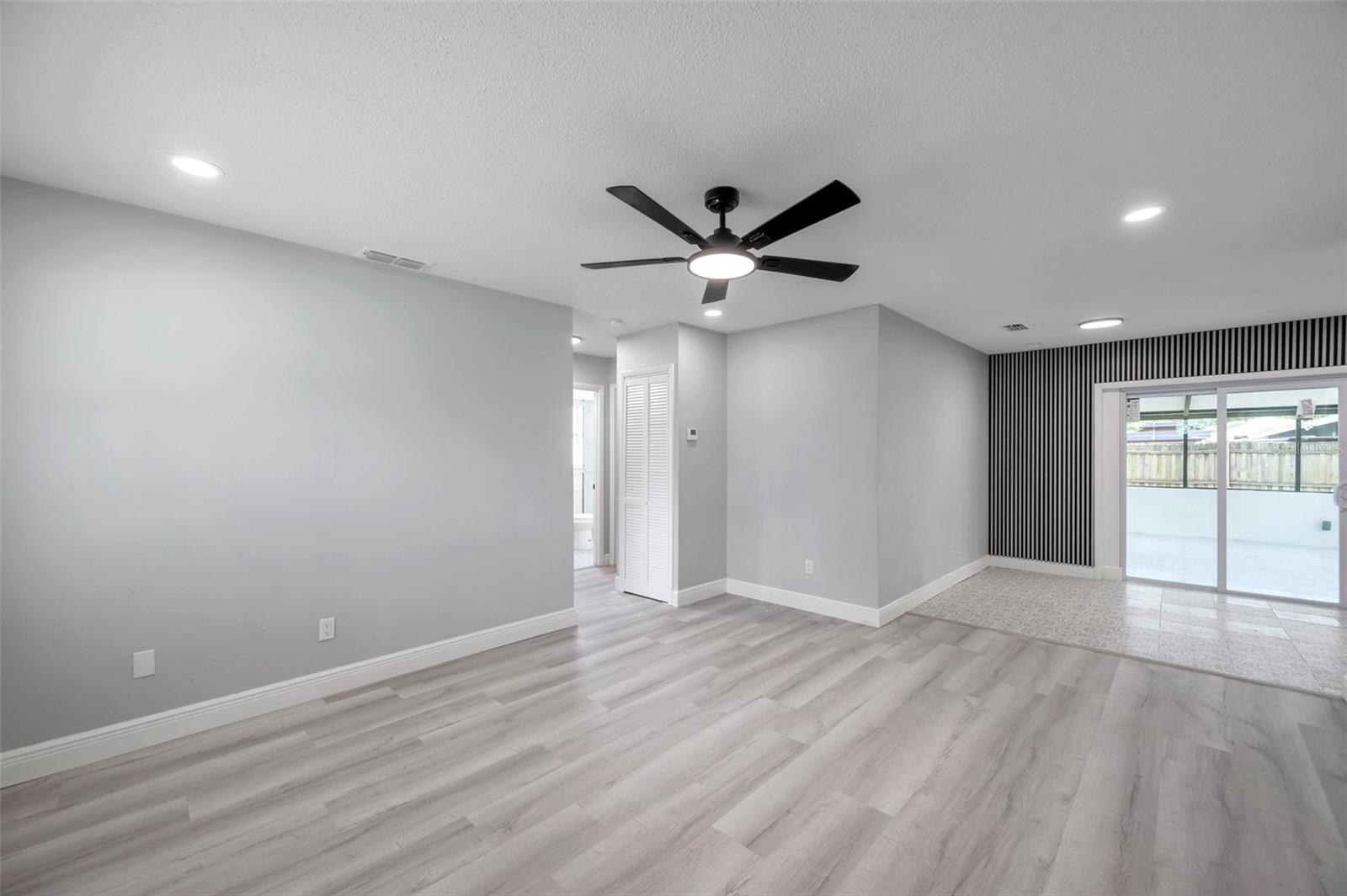 5709 CHARLES DR, TAMPA, FL, 33619