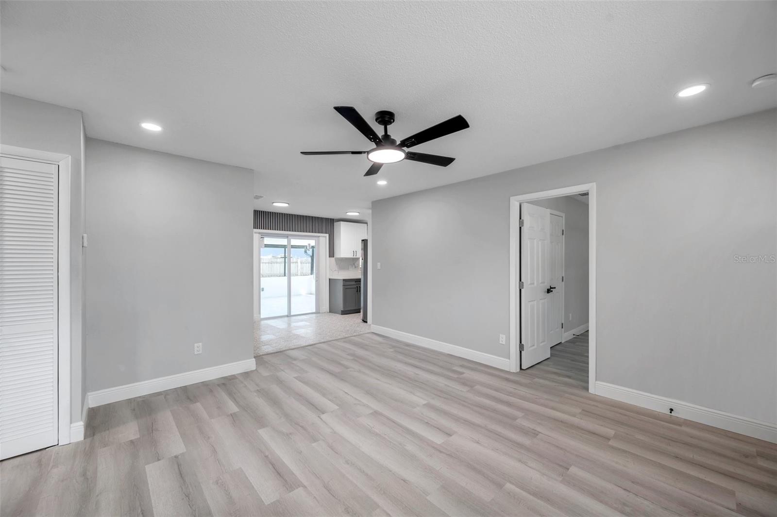 5709 CHARLES DR, TAMPA, FL, 33619