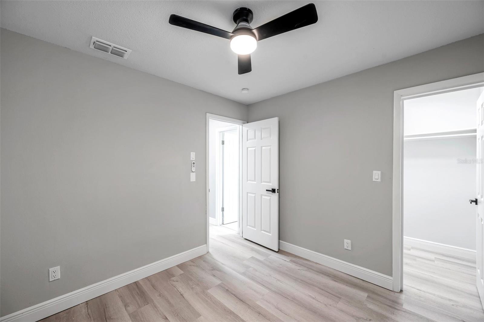 5709 CHARLES DR, TAMPA, FL, 33619