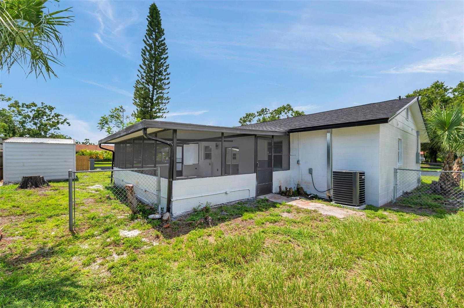 5709 CHARLES DR, TAMPA, FL, 33619