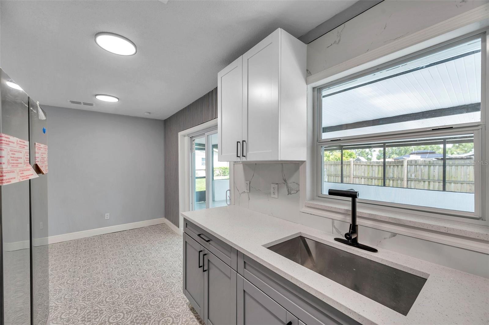 5709 CHARLES DR, TAMPA, FL, 33619