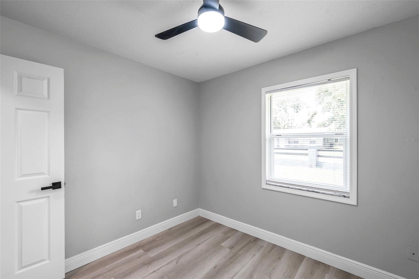 5709 CHARLES DR, TAMPA, FL, 33619