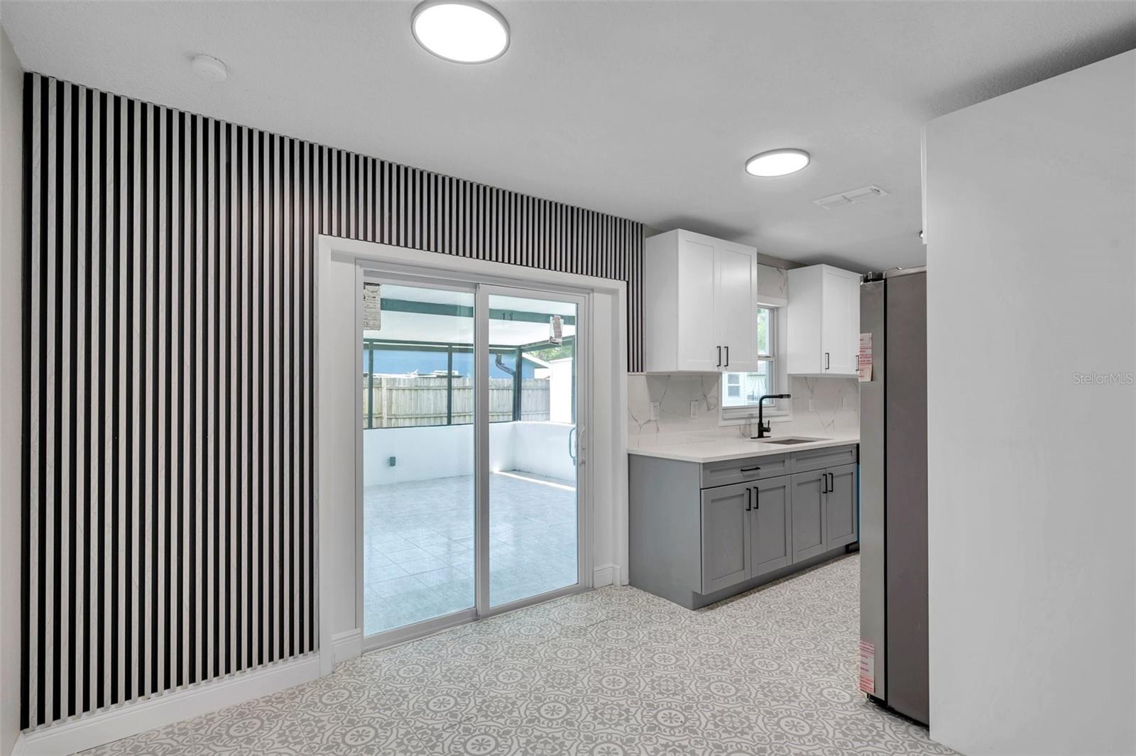 5709 CHARLES DR, TAMPA, FL, 33619