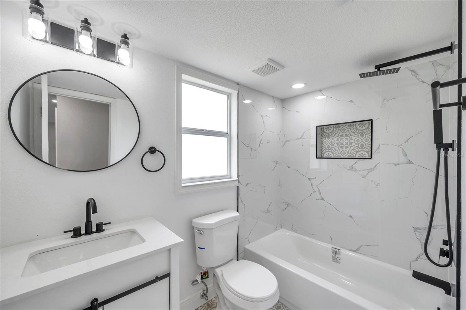 5709 CHARLES DR, TAMPA, FL, 33619