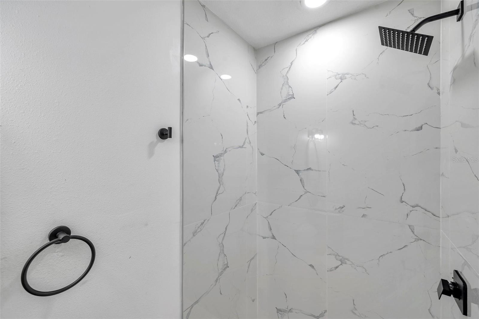 5709 CHARLES DR, TAMPA, FL, 33619