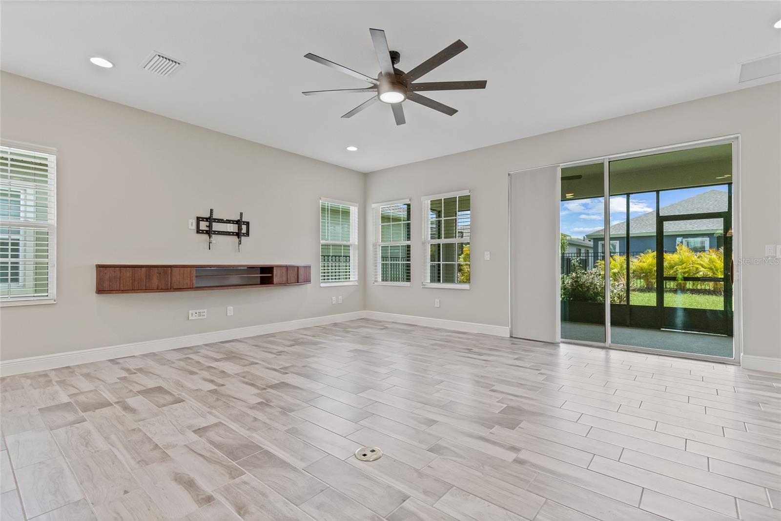 5607 LIMELIGHT DR, APOLLO BEACH, FL, 33572