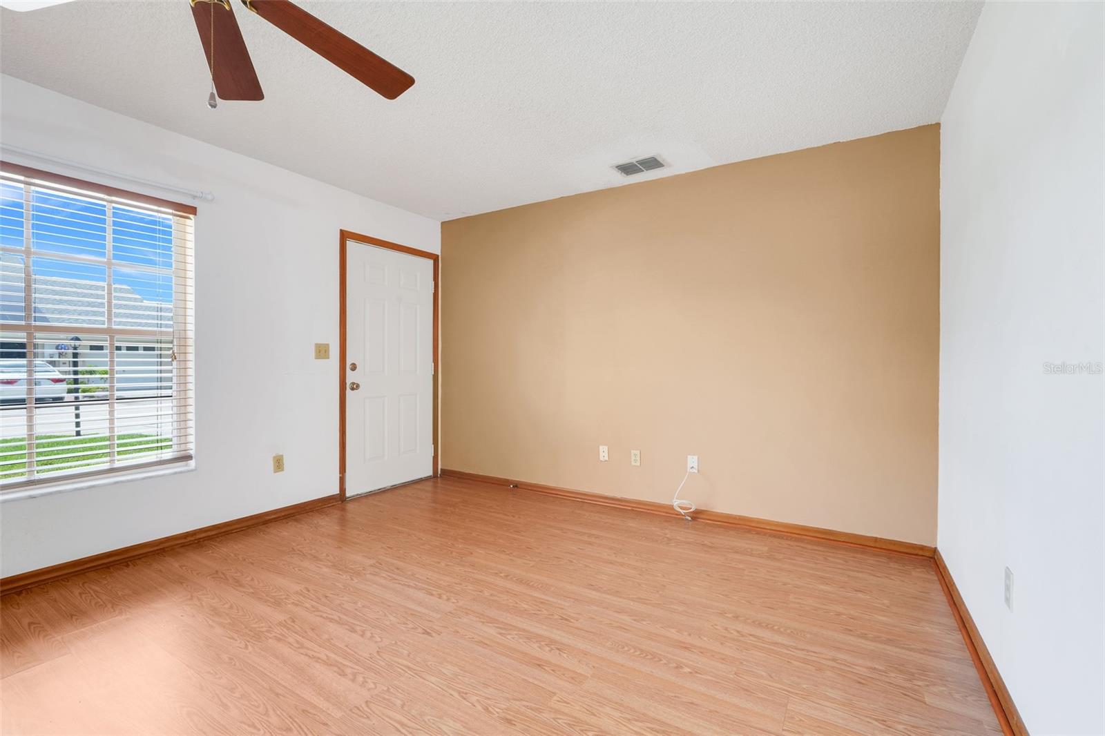 1467 DISSTON AVE, CLERMONT, FL, 34711