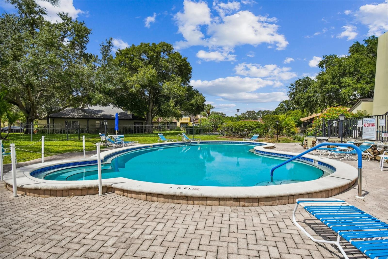 2101 SUNSET POINT RD #201, CLEARWATER, FL, 33765