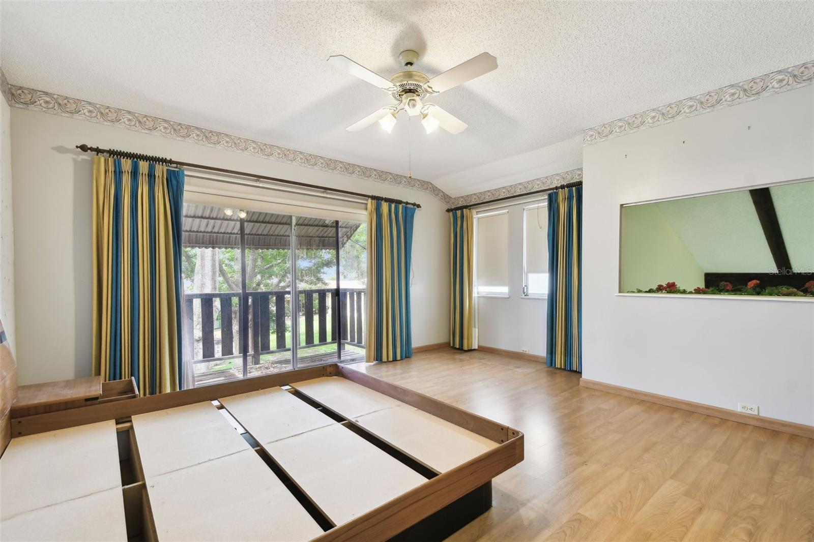 2101 SUNSET POINT RD #201, CLEARWATER, FL, 33765