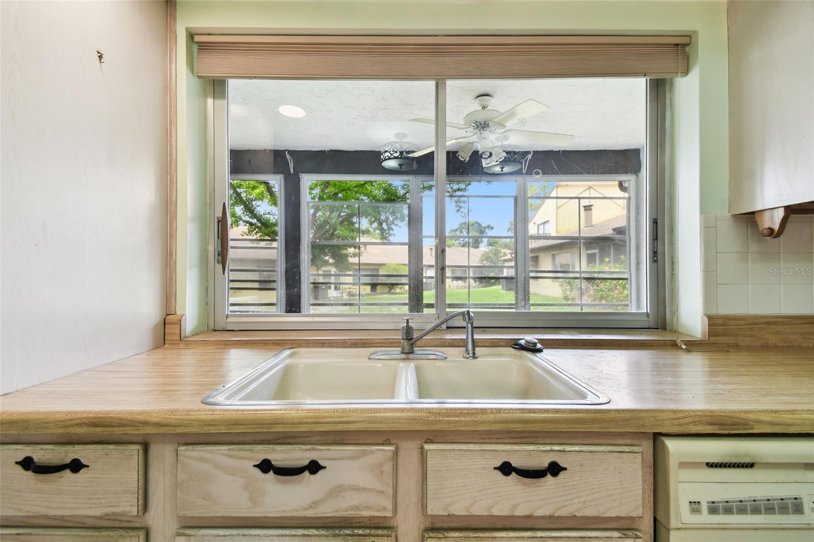 2101 SUNSET POINT RD #201, CLEARWATER, FL, 33765