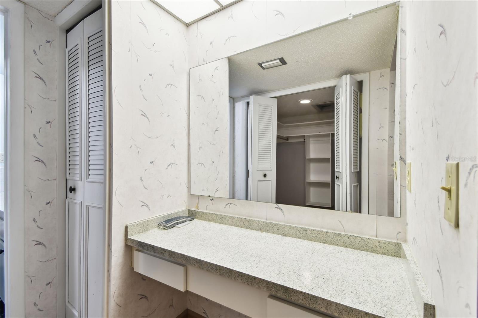 2101 SUNSET POINT RD #201, CLEARWATER, FL, 33765