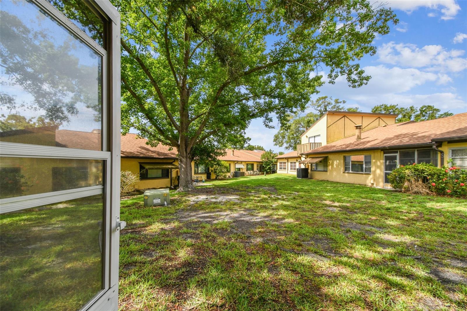 2101 SUNSET POINT RD #201, CLEARWATER, FL, 33765