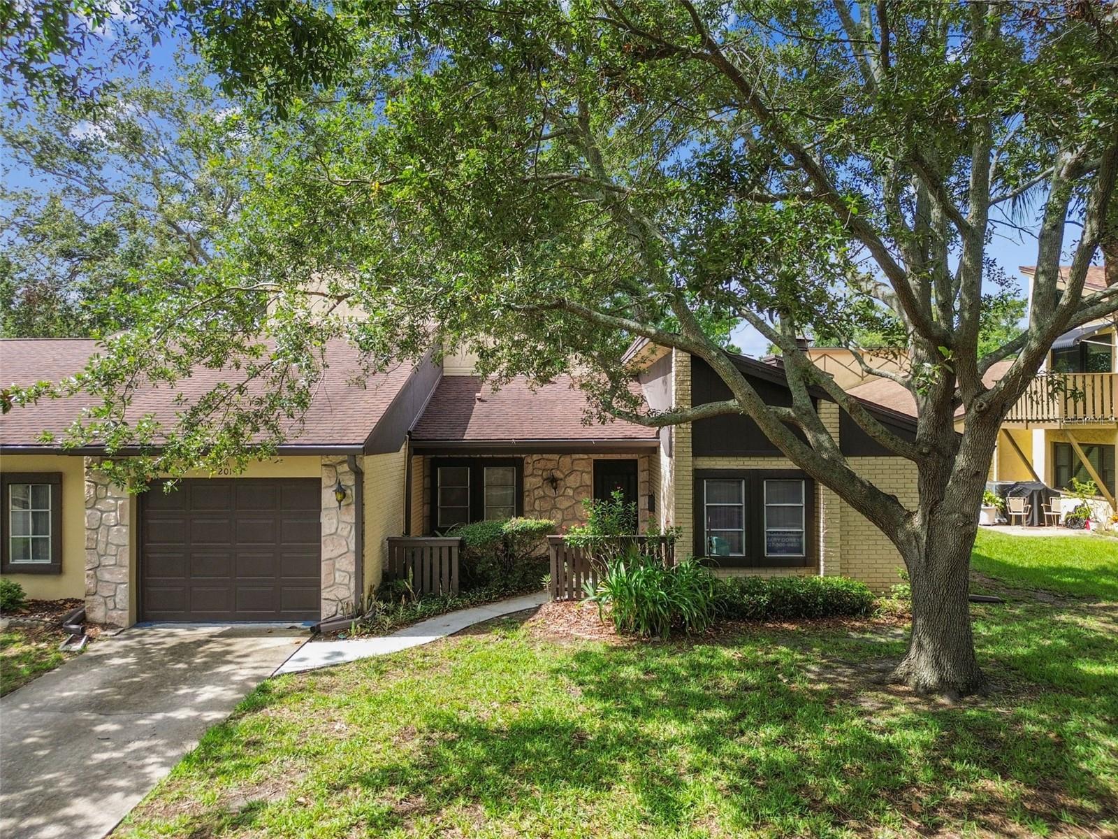 2101 SUNSET POINT RD #201, CLEARWATER, FL, 33765