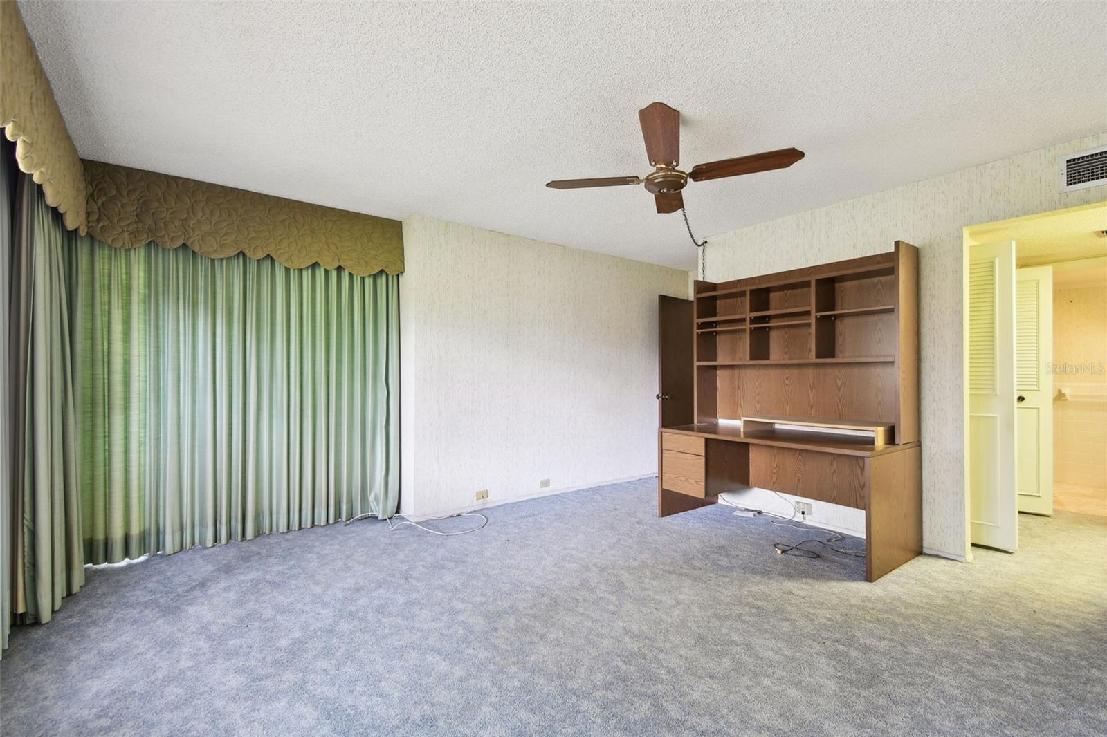 2101 SUNSET POINT RD #201, CLEARWATER, FL, 33765