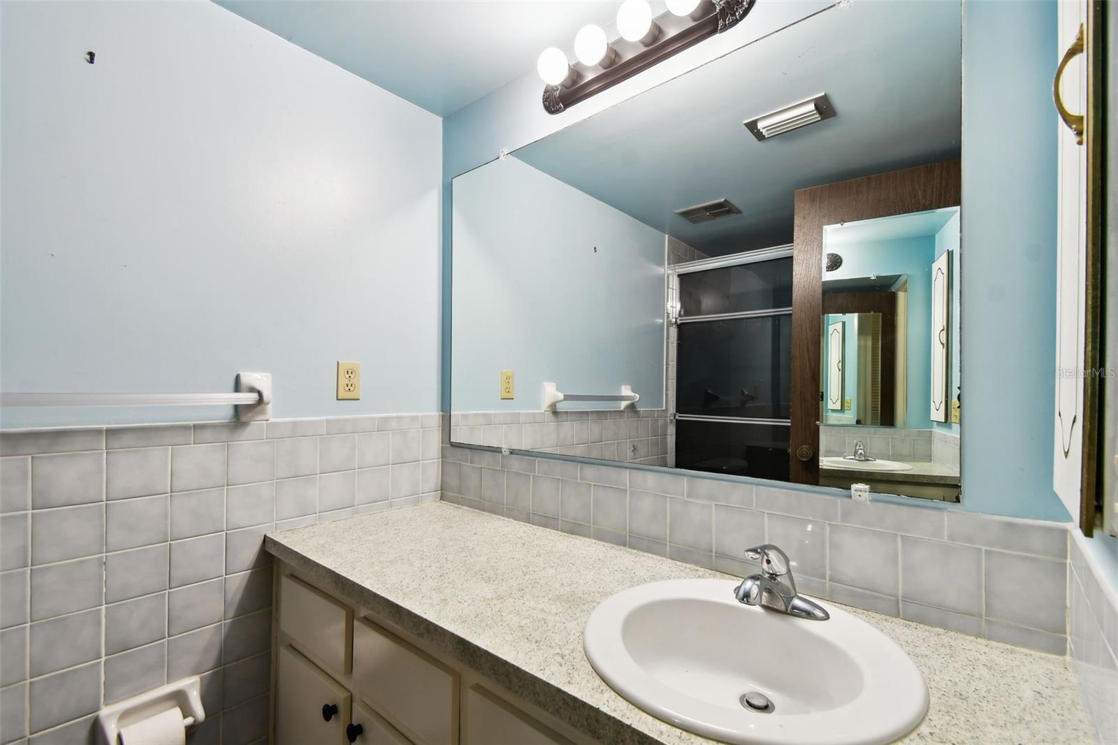 2101 SUNSET POINT RD #201, CLEARWATER, FL, 33765