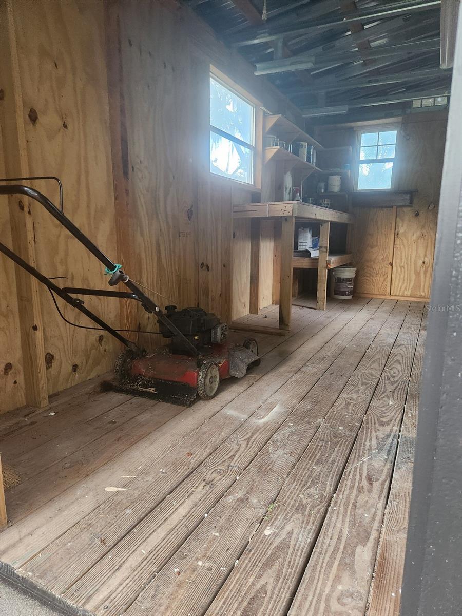 6731 LAKE GRIFFIN RD, LADY LAKE, FL, 32159