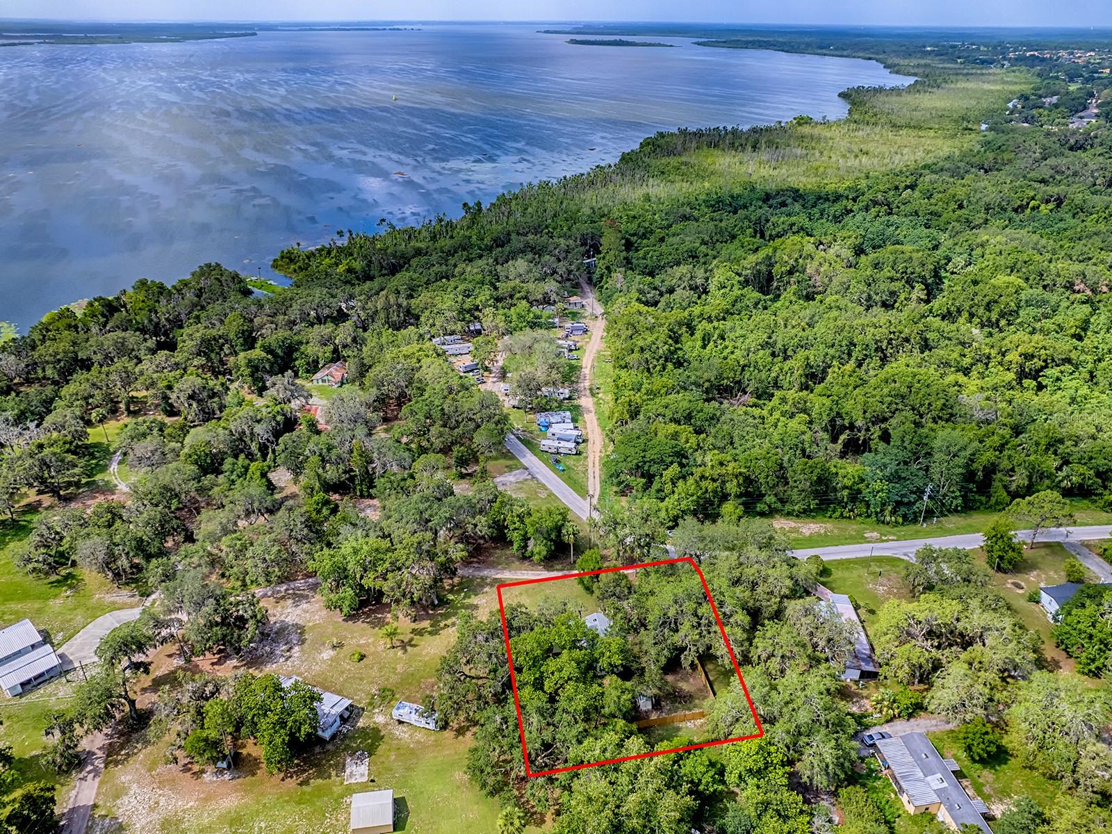 6731 LAKE GRIFFIN RD, LADY LAKE, FL, 32159