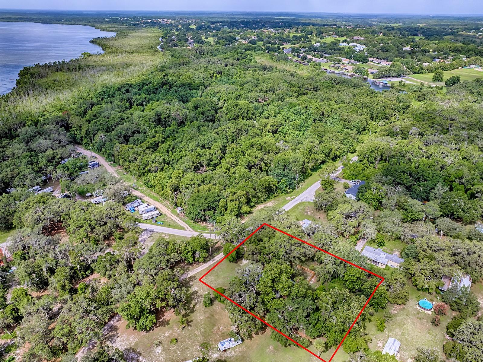 6731 LAKE GRIFFIN RD, LADY LAKE, FL, 32159