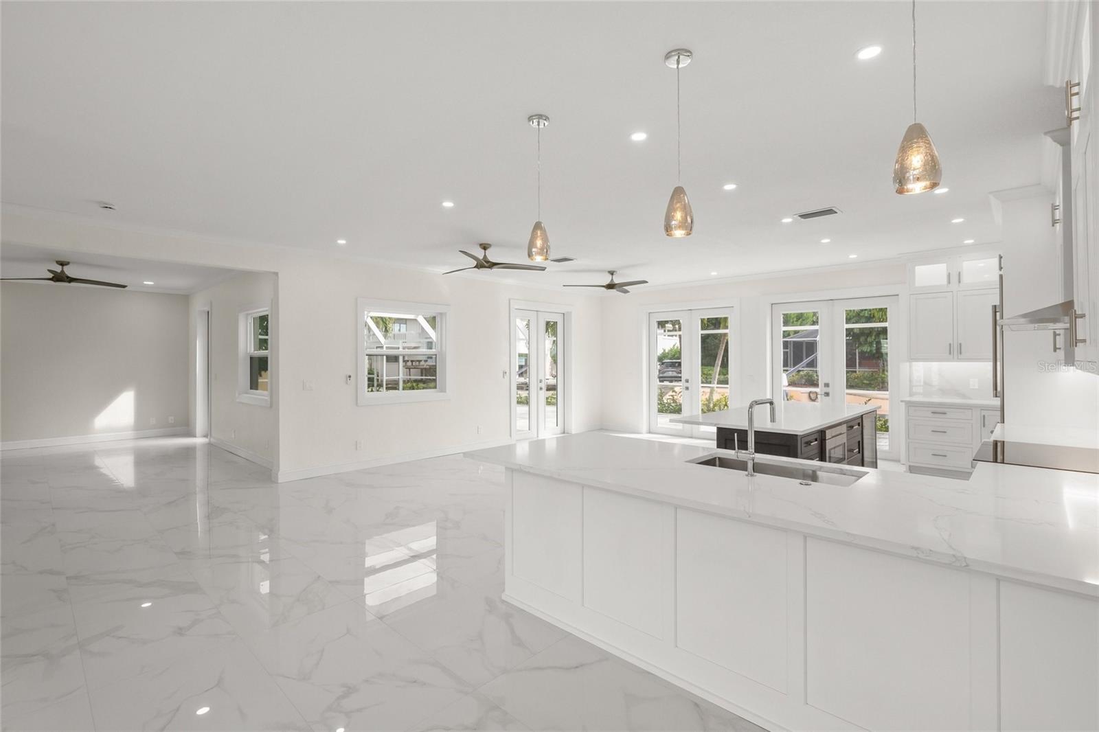 A4655955 Property Photo