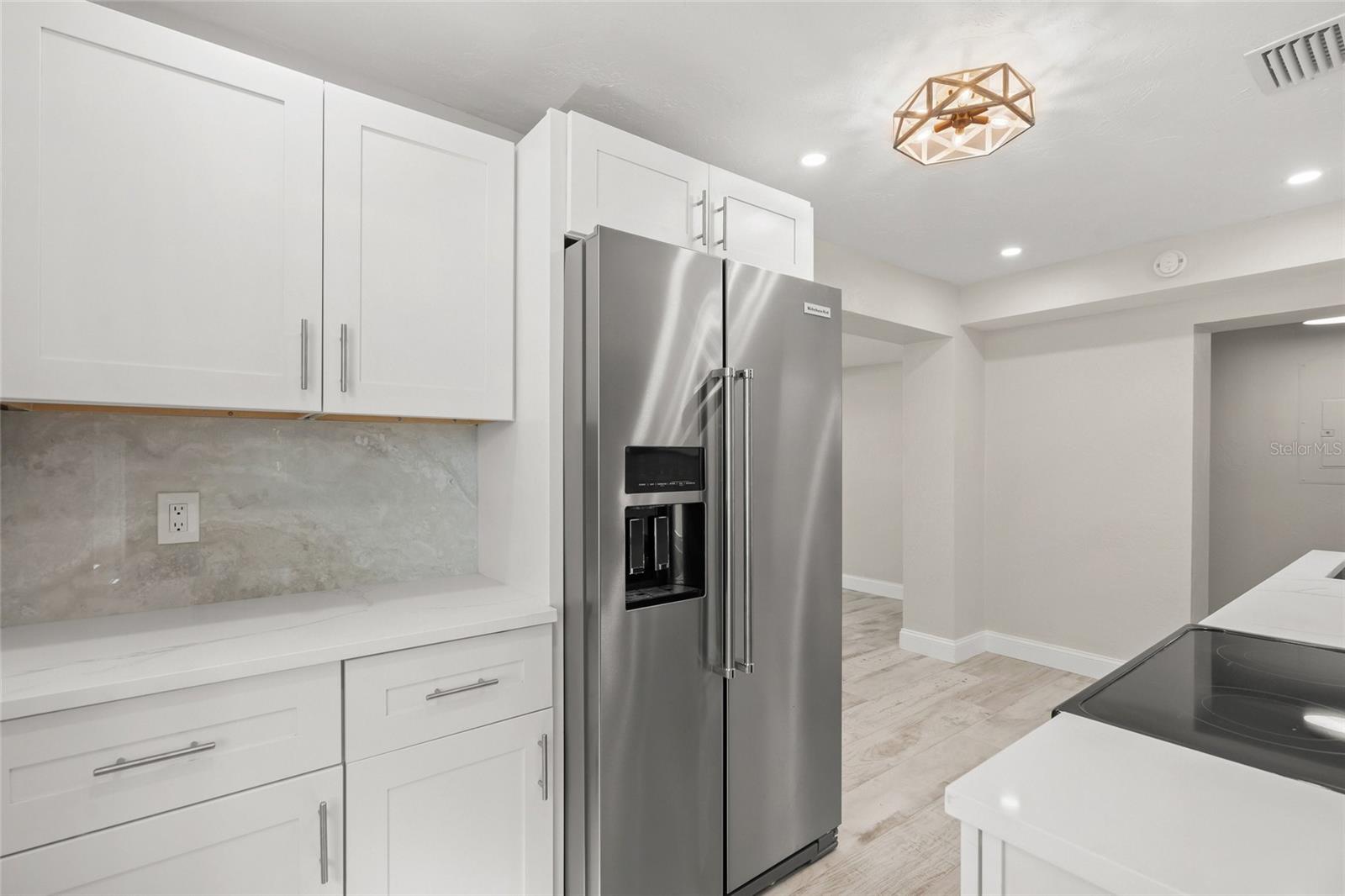 A4655955 Property Photo