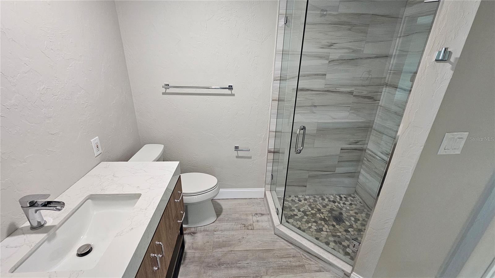 A4655955 Property Photo