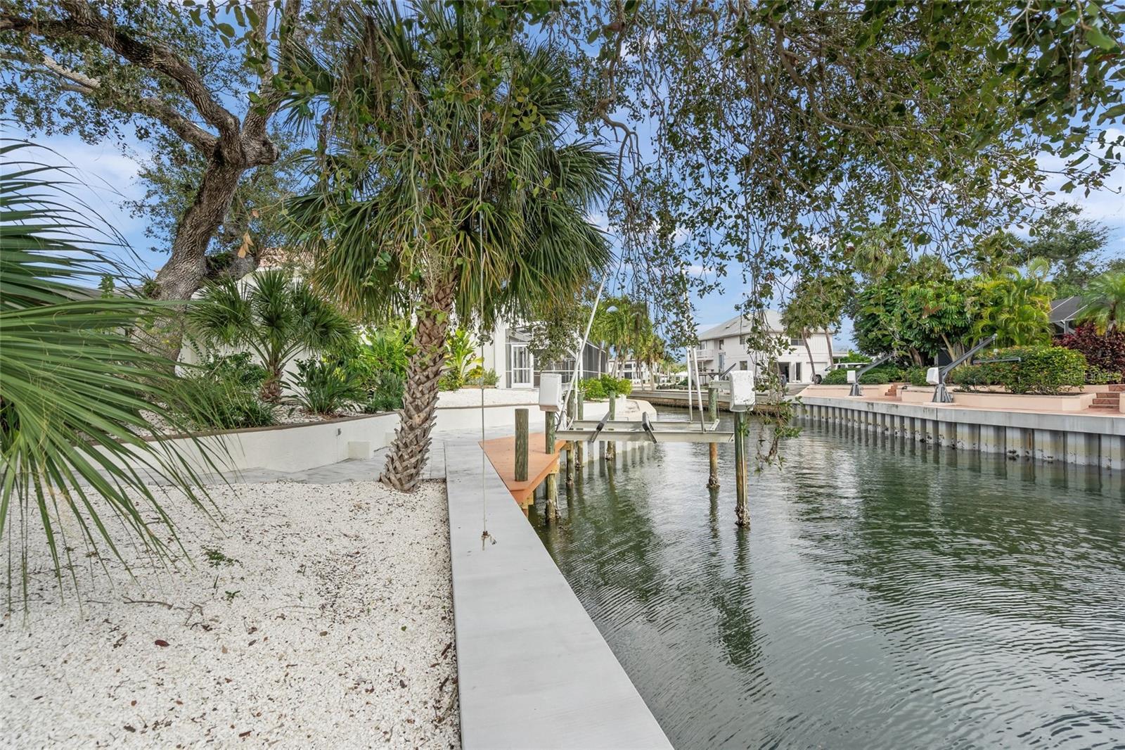 A4655955 Property Photo