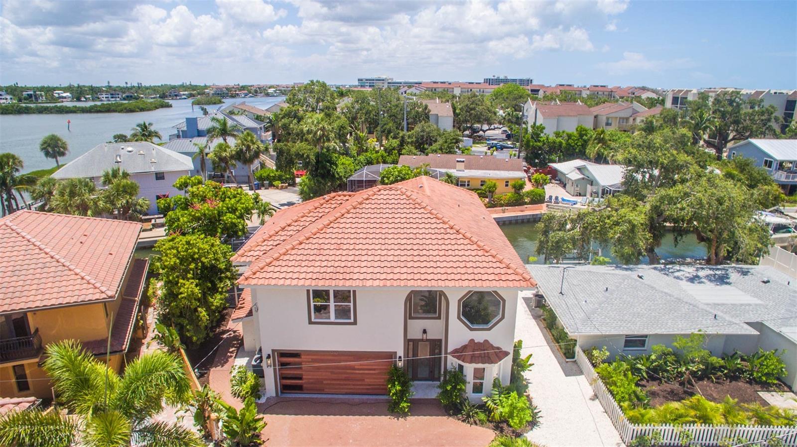 A4655955 Property Photo