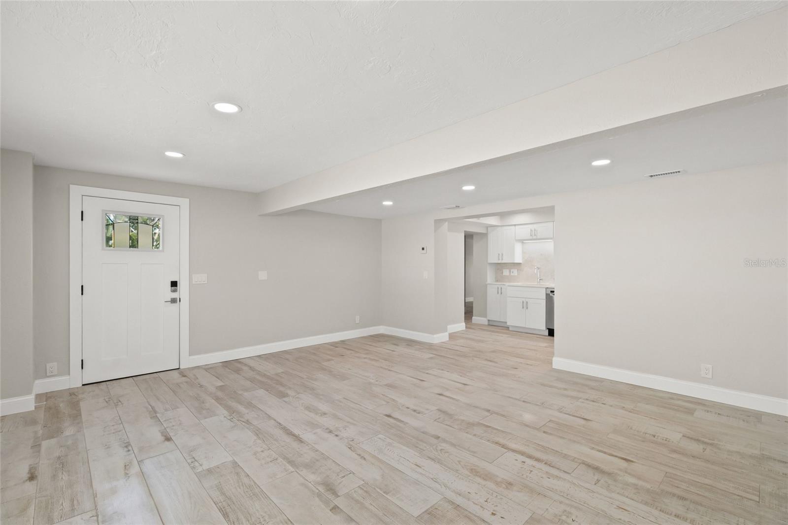 A4655955 Property Photo