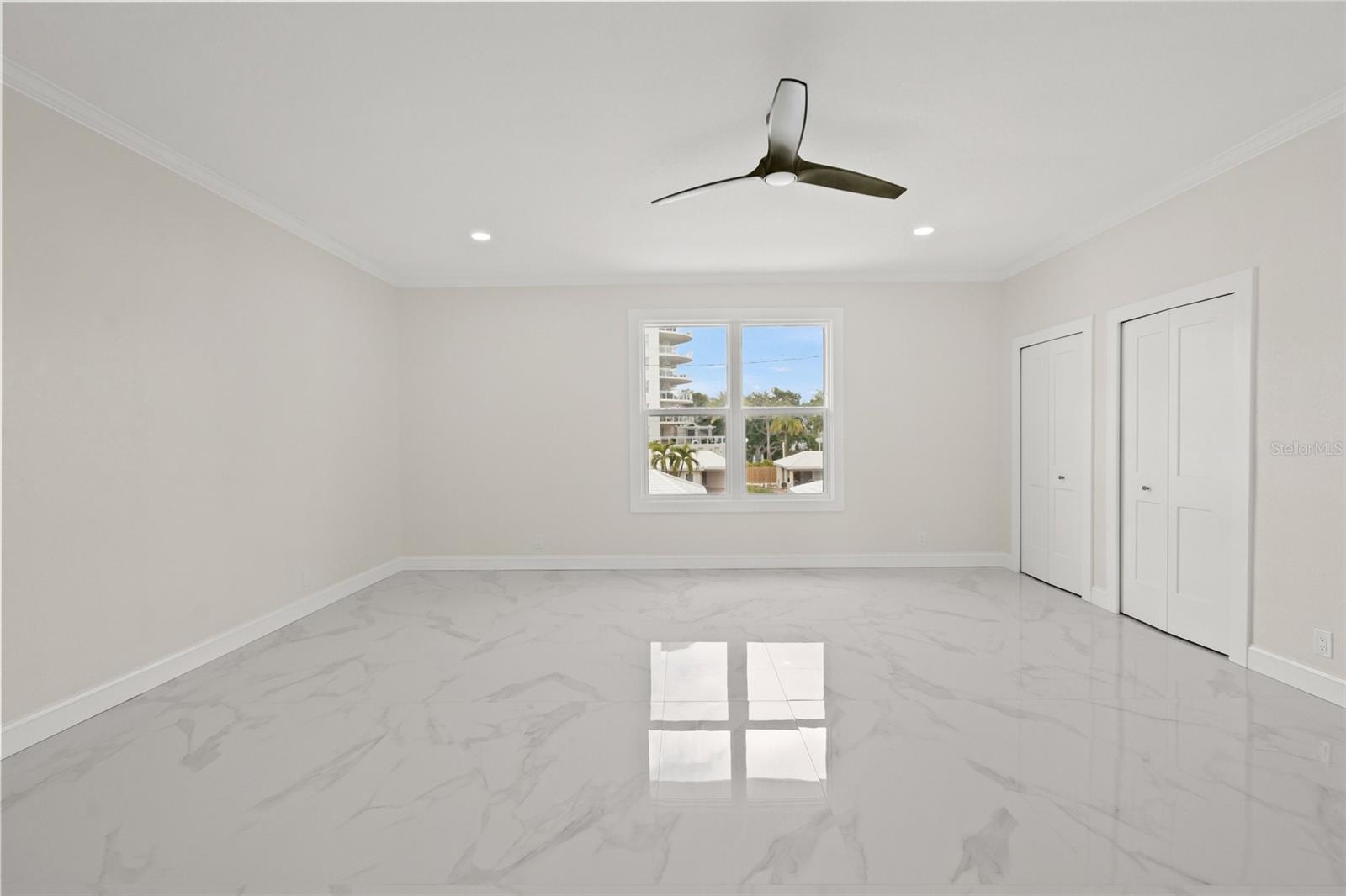 A4655955 Property Photo