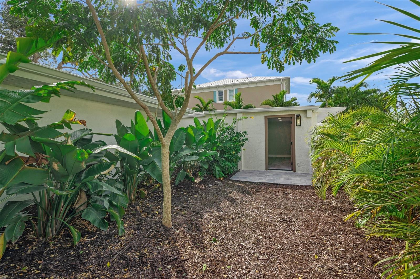 A4655955 Property Photo